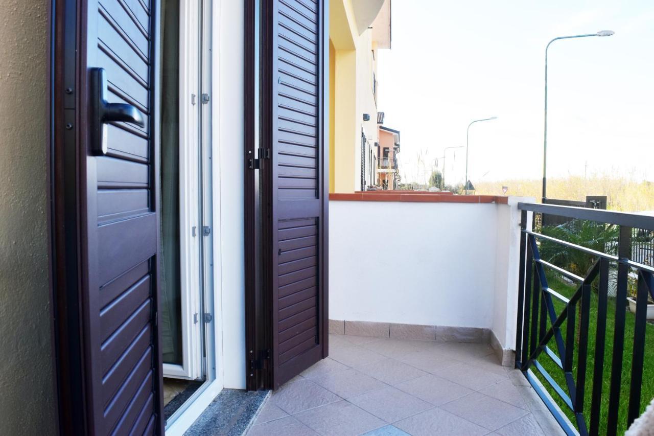 Bed & Breakfast Domus Pepe Scalea Buitenkant foto