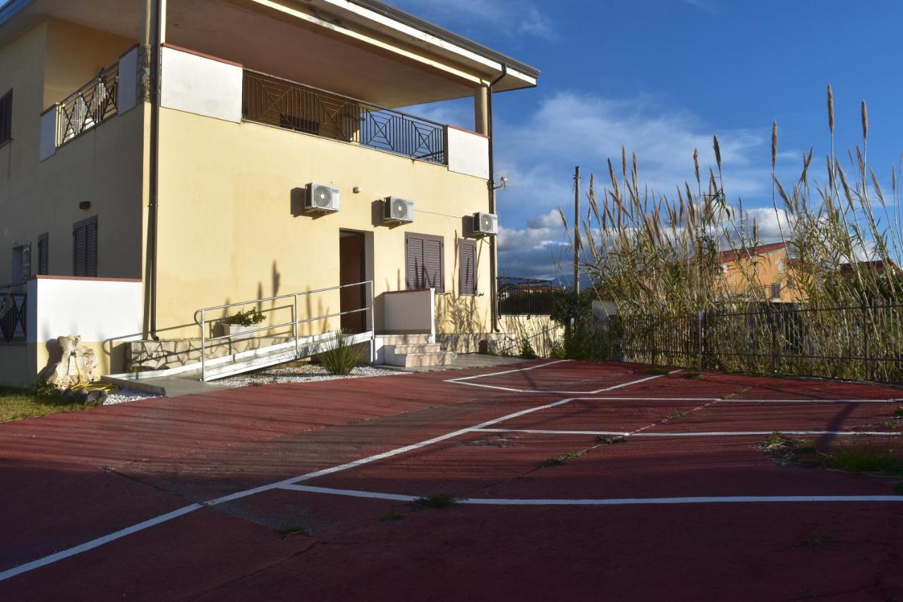 Bed & Breakfast Domus Pepe Scalea Buitenkant foto