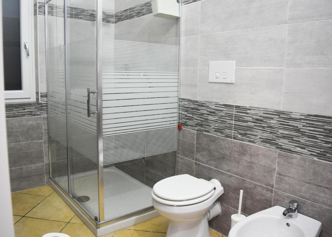 Bed & Breakfast Domus Pepe Scalea Buitenkant foto